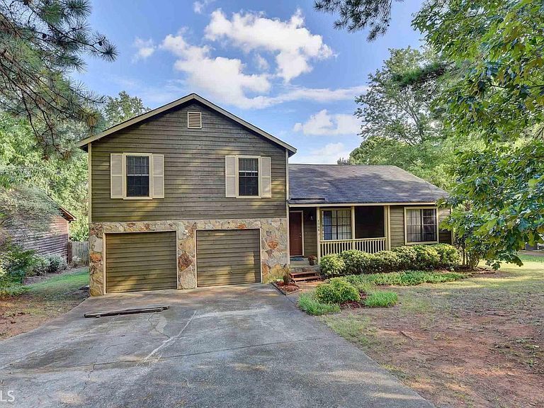 4068 Buckingham Pl in Duluth, GA - Building Photo
