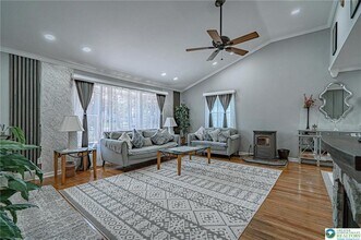 2627 Nottingham Rd in Bethlehem, PA - Foto de edificio - Building Photo