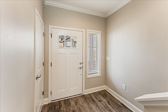 property at 420 Flt Rdg Wy