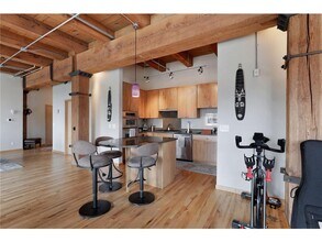 607 Washington Ave S in Minneapolis, MN - Foto de edificio - Building Photo