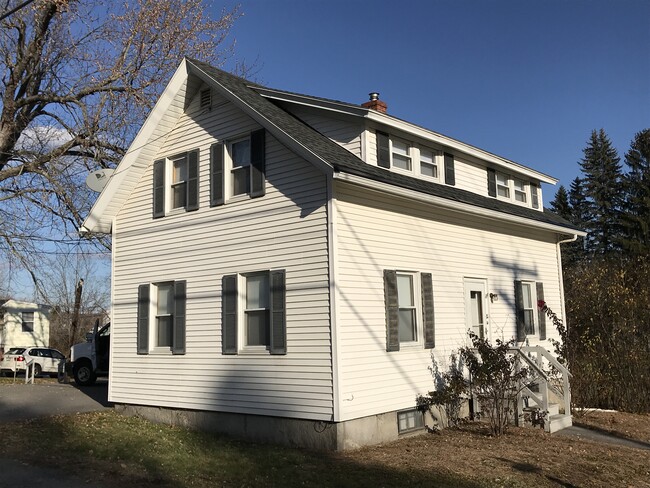 property at 7 North St