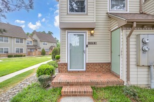 3816 Holston River Reach, Unit Wimbledon Chase Condos in Portsmouth, VA - Building Photo