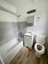 129 SW 5th Ct in Dania Beach, FL - Building Photo - Building Photo