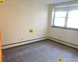 151 Concord St, Unit 21 in Newton, MA - Building Photo - Building Photo