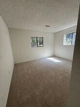 31551 Wagon Wheel Dr in Running Springs, CA - Building Photo - Building Photo