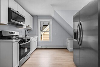 48 Hamilton Ave in Lynn, MA - Building Photo - Building Photo