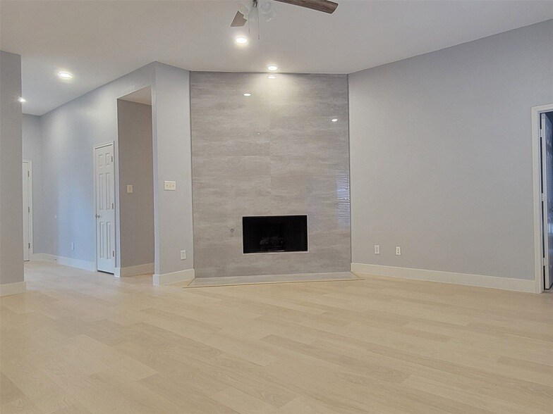 424 Ambrose Dr in Murphy, TX - Building Photo