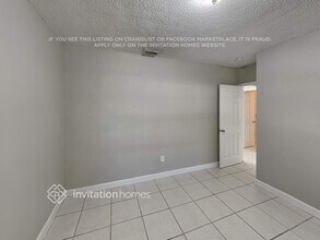 18461 NE 21st Ave in North Miami Beach, FL - Building Photo - Building Photo