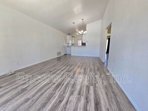 2093 Waterbury Dr in Chula Vista, CA - Building Photo - Building Photo