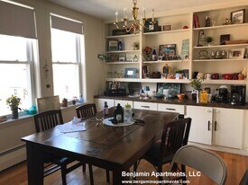 316 Tappan St, Unit 5 in Brookline, MA - Building Photo