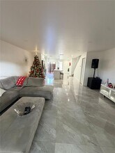 14261 SW 94th Cir Ln in Miami, FL - Building Photo - Building Photo