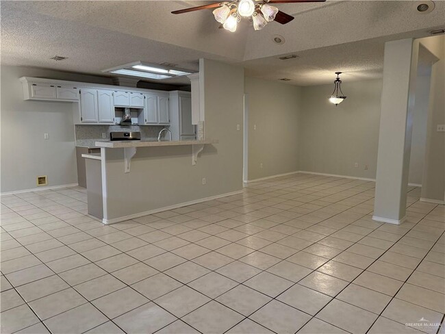 12 Emory Ave in McAllen, TX - Building Photo - Building Photo