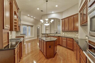 20806 E Cameron Ridge Dr in Cypress, TX - Building Photo - Building Photo