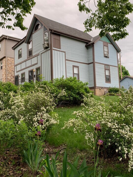681 18th St, Unit 681 in Des Moines, IA - Building Photo