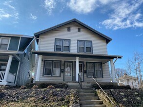 2777 Indianola Ave in Columbus, OH - Building Photo - Building Photo