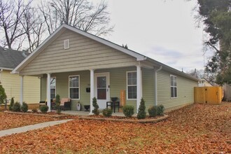 521 S New York Ave in Evansville, IN - Foto de edificio - Building Photo