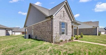 660 Bolivar Dr in Hernando, MS - Building Photo - Building Photo