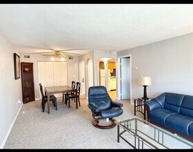 6 Kennedy Ln in Milford, MA - Building Photo - Building Photo