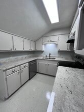 36 Dogwood Ln, Unit 36 Dogwood in Sulphur, LA - Building Photo - Building Photo
