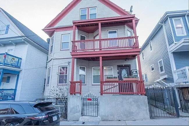 property at 7 Gayland St