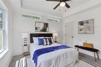 496 Glenwood Pl SE in Atlanta, GA - Building Photo - Building Photo