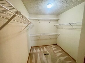 6008 N 8th Ave in Ozark, MO - Building Photo - Building Photo