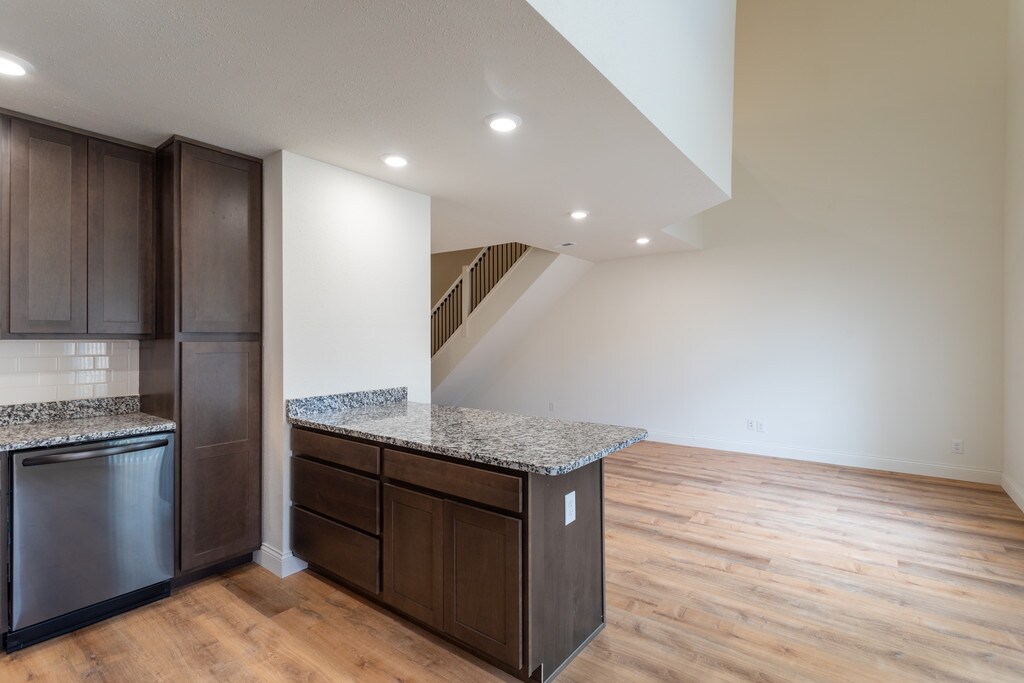 Woodchase Apartments in Chesterfield, MO