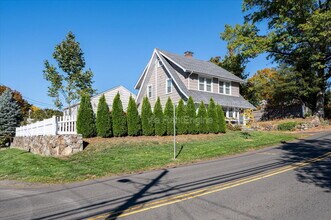 15 Emerson St in Norwalk, CT - Building Photo - Building Photo