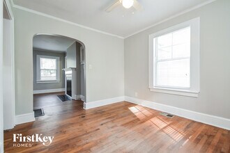 1370 Westboro Dr SW in Atlanta, GA - Building Photo - Building Photo