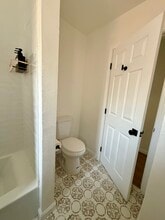 4196 N Mountain View Ave in San Bernardino, CA - Foto de edificio - Building Photo