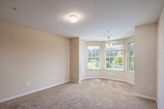 Regent Park Apartments in Columbia, SC - Foto de edificio - Interior Photo