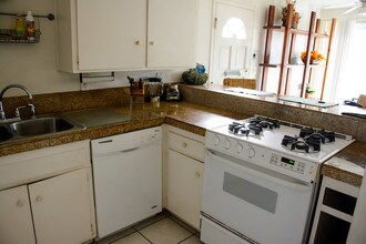 822 Island Ct in San Diego, CA - Building Photo - Building Photo