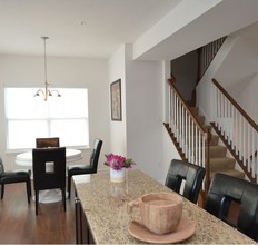 Highland Village in Pittsburgh, PA - Building Photo - Interior Photo