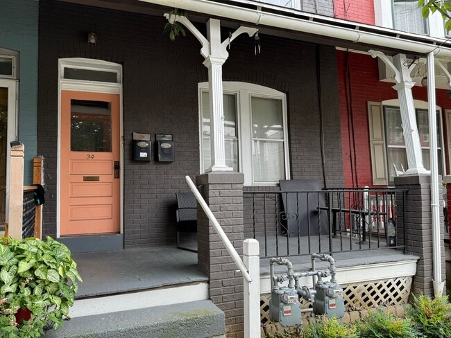 property at 34 E Ross St