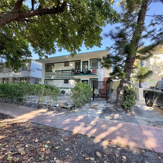property at 934 Meridian Ave
