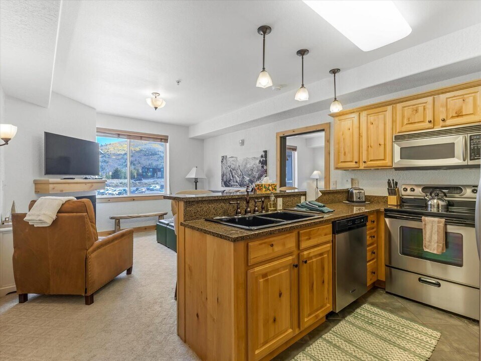 2669 Canyons Resort Dr in Park City, UT - Building Photo