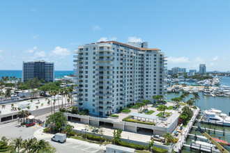 The Venetian Condominiums in Fort Lauderdale, FL - Building Photo - Building Photo