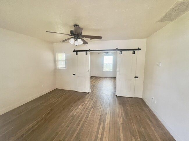 5311 Avenue O in Galveston, TX - Building Photo - Building Photo