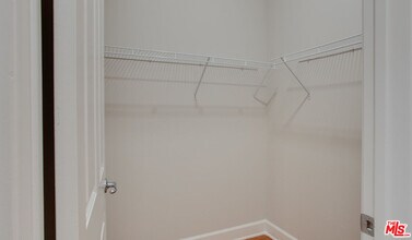 340 Hauser Blvd in Los Angeles, CA - Building Photo - Building Photo
