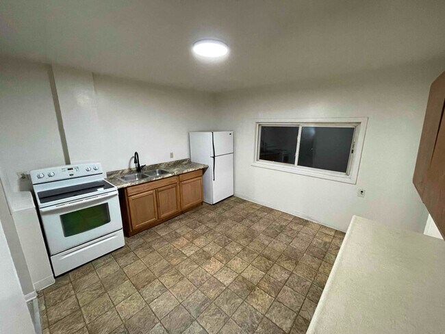 608 3rd St, Unit 1 in Jackson, MI - Building Photo - Building Photo