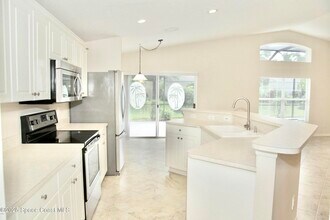 974 Villa Dr in Melbourne, FL - Building Photo - Building Photo