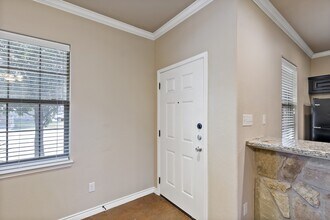 3330 Cullen Trail in College Station, TX - Building Photo - Building Photo