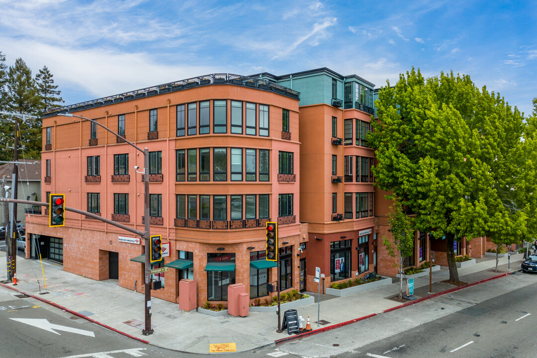 Telegraph Gardens in Berkeley, CA - Building Photo