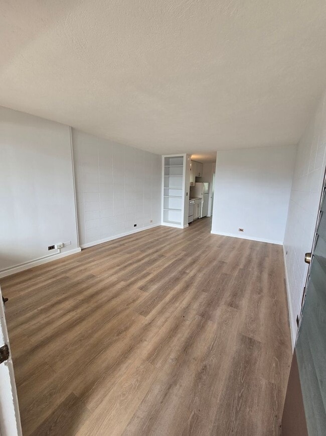 property at OAHUAN TOWER