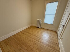 1068 N Woodbridge St in St. Paul, MN - Building Photo - Building Photo