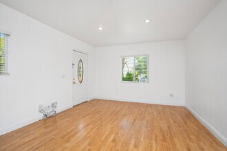 1836 Euclid St, Unit #A in Santa Monica, CA - Building Photo - Building Photo