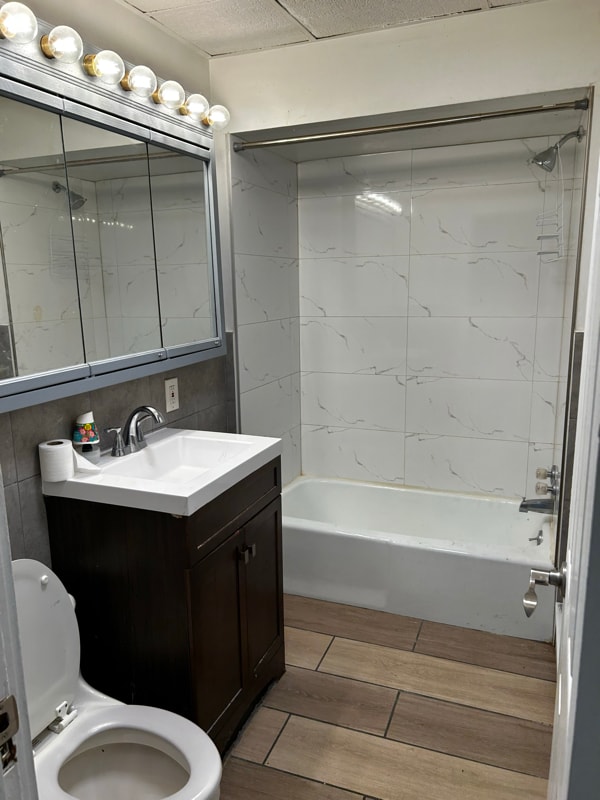 property at 719 Mercer Ave