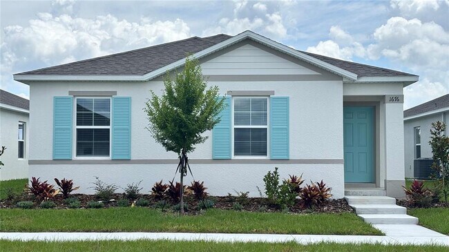 1676 Hummingbird Rd in Winter Haven, FL - Building Photo - Building Photo