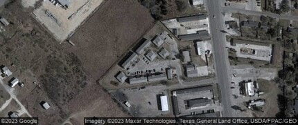 120 Water St in Kenedy, TX - Building Photo - Building Photo