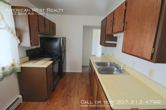 1952 Beck Ave in Cody, WY - Building Photo - Building Photo